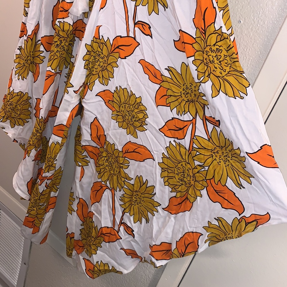 Women’s Sunflower Print Jumpsuit with Pockets - Picture 6 of 12